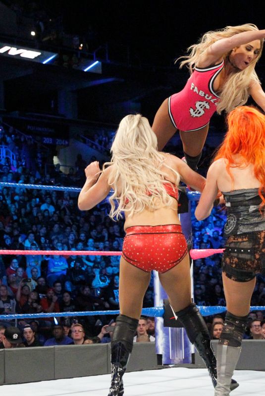 WWE - Smackdown Live 10/24/2017