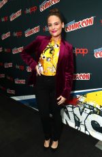 YARA MARTINEZ Vat New York Comic-con 10/07/2017