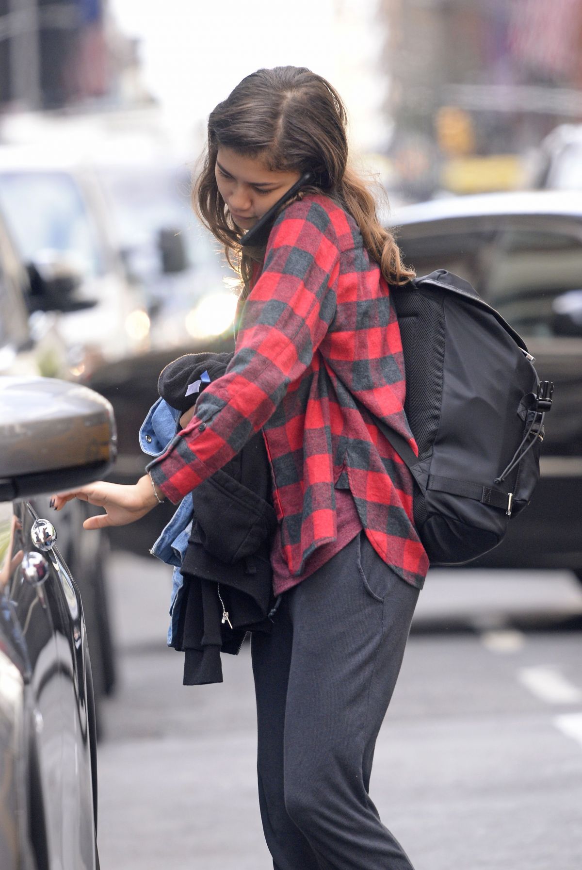 ZENDAYA COLEMAN Without Make-up Leaves Her Hotel in New York 10/07/2017 ...