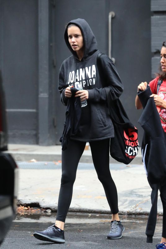 ADRIANA LIMA Leaves a Gym in New York 11/07/2017