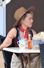 AMBER HEARD and Elon Musk out for Breakfast at Sweet Butter Kitchen in Sherman Oaks 11/17/2017