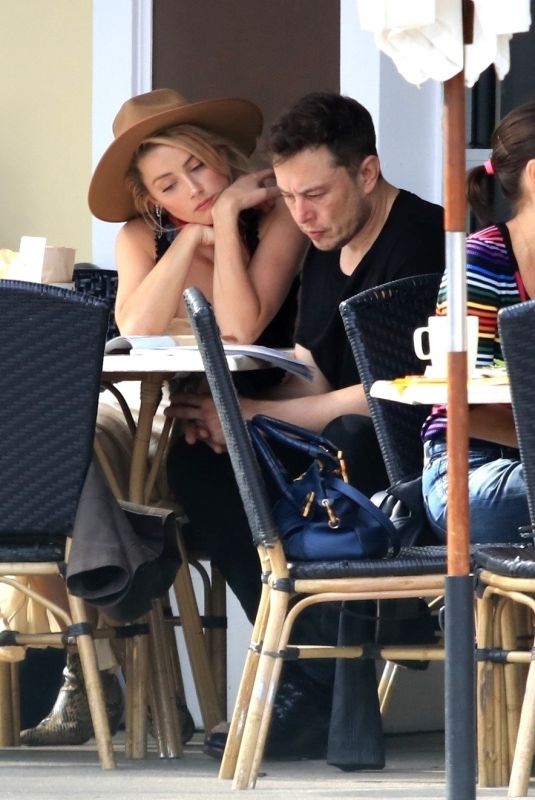 AMBER HEARD and Elon Musk out for Breakfast at Sweet Butter Kitchen in Sherman Oaks 11/17/2017