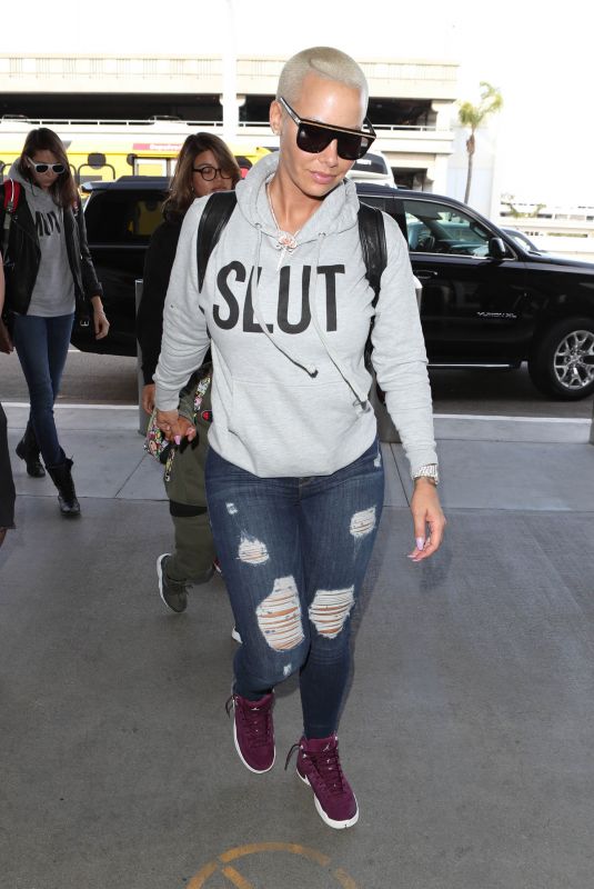 AMBER ROSE Arrives at Los Angeles International Airport 11/03/2017