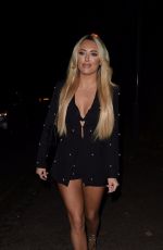 AMBER TURNER at Sheesh in Chigwell 11/25/2017