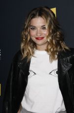 ANNIE MURPHY at Schitt