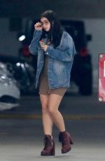 ARIEL WINTER Leaves a Medical Building in Sherman Oaks 11/27/2017