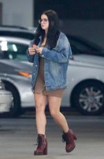 ARIEL WINTER Leaves a Medical Building in Sherman Oaks 11/27/2017