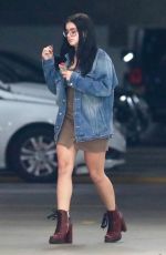 ARIEL WINTER Leaves a Medical Building in Sherman Oaks 11/27/2017