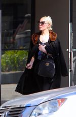 ASHLEE SIMPSON Leaves a Gym in Los Angeles 11/14/2017