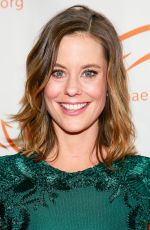 ASHLEY WILLIAMS and KIMBERLY WILLIAMS-PAISLEY at A Funny Thing Happened on the Way to Cure Parkinson’s Event in New York 11/11/2017
