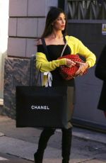 BELEN RODRIGUEZ Shopping at Louis Vuitton in Milan 11/21/2017