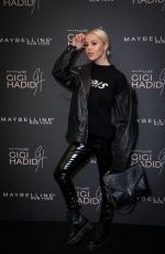 BETSY-BLUE ENGLISH at Gigi Hadid x Maybelline Party in London 11/07/2017