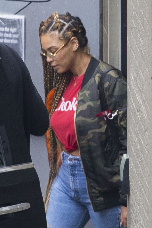 BEYONCE and Jay-Z Out in New Orleans 11/09/2017