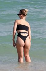 BIANCA ELOUISE in Bikini at a Beach in Miami 11/18/2017