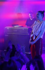 BISHOP BRIGGS at Jimmy Kimmel Live 11/15/2017