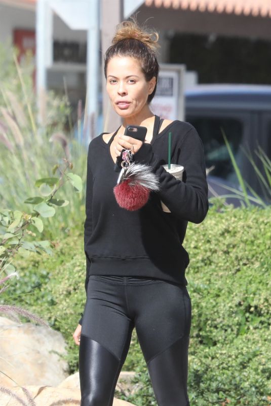 BROOKE BURKE Leaves Sunlife Organics in Malibu 11/16/2017