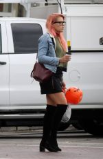 BUSY PHILIPPS Buys Halloween Trick or Treat Buckets at CVS in Los Angeles 10/31/2017