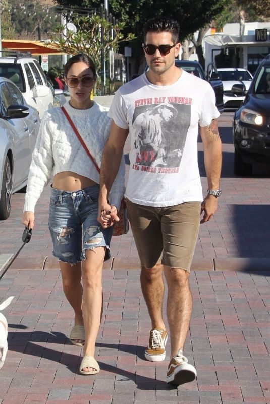 CARA SANTANA and Jesse Metcalfe Out in Los Angeles 11/25/2017