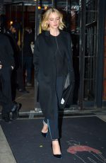 CAREY MULLIGAN Leaves Her Hotel in New York 11/14/2017