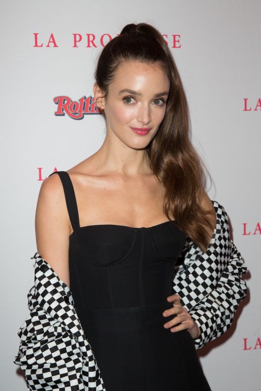 CHARLOTTE LE BON at La Promesse Premiere in Paris 11/21/2017