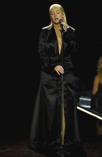 CHRISTINA AGUILERA Performs at 2017 American Music Awards in Los Angeles 11/19/2017