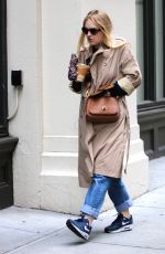 DAKOTA FANNING Out for Iced Coffee in New York 11/06/2017