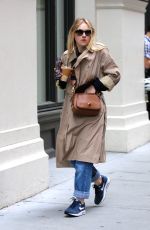DAKOTA FANNING Out in New York 11/06/2017