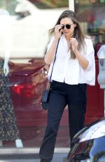 ELIZABETH OLSEN Leaves Waxing Salon in Los Angeles 11/12/2017
