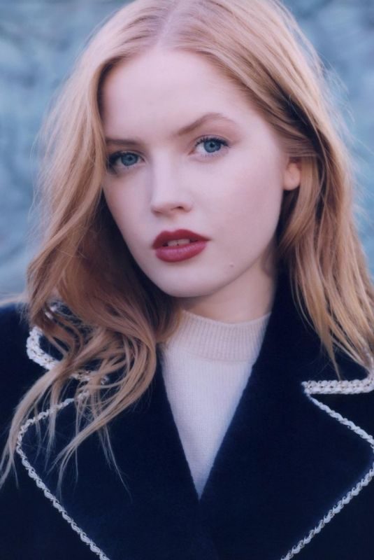 ELLIE BAMBER for Chanel 31 Rue Cambon Magazine, 2017