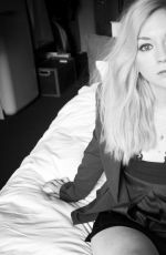 EMILY KINNEY for 4everblu by Tina Turnbow, 2017