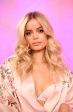 FRIDA AASEN on the Backstage at 2017 VS Fashion Show in Shanghai 11/20/2017
