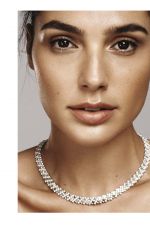 GAL GADOT in Elle Magazine, December 2017 Issue