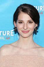 GENEVIEVE BUECHNER at Unreal vs Superstore Vulture Festival Event in Los Angeles 11/18/2017