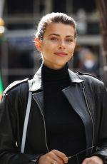 GEORGIA FOWLER at Sydney International Airport 11/01/2017