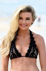 GEORGIA TOFFOLO in Bikini at a Beach in Surfers Paradise 11/24/2017