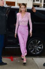 GIGI HADID Arrives at Her Apartment in New York 11/12/2017