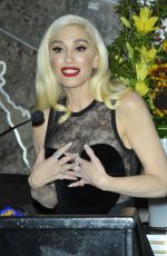 GWEN STEFANI Lights Empire State Building in New York 11/20/2017