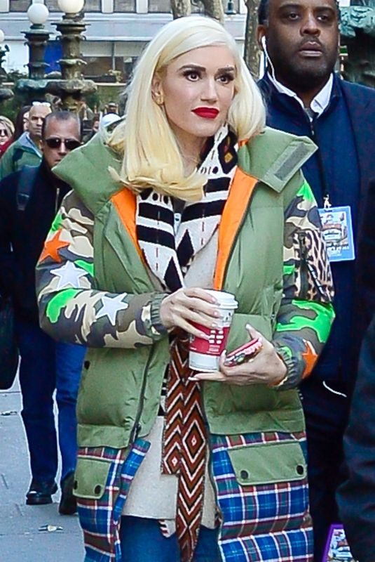 GWEN STEFANIE Leaves Bryant Park in New York 11/21/2017