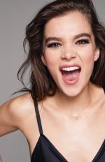 HAILEE STEINFELD - Cosmopolitan Magazine - Behind the Scenes