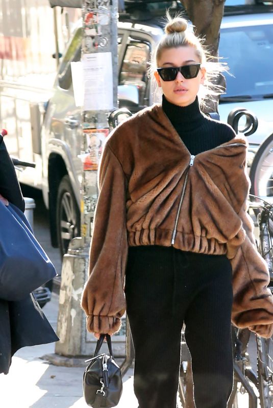 HAILEY BALDWIN Out and About in New York 11/21/2017