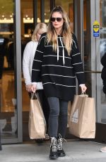 HEIDI KLUM Shopping at Nordstroms in Woodland Hills 11/12/2017
