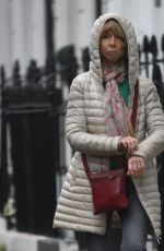 HELEN WORTH Out and About in Kensington 11/04/2017