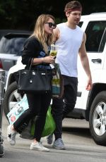 HILARY DUFF and Matthew Koma Out Shopping in Los Angeles 11/11/2017