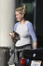 IRELAND BALDWIN Shopping at Organic Grocery Store in Los Angeles 11/21/2017