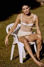 ISABELI FONTANA for Vogue Magazine, Brazil October 2017