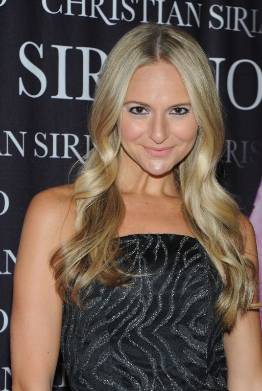 JACKIE MIRANNE at Dresses to Dream About Book Launch in New York 11/08/2017