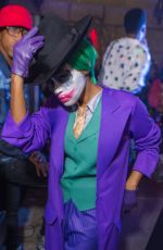 JANELLE MONAE Oerforms at 90