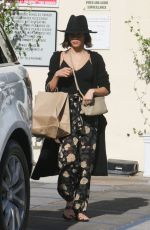 JENNA DEWAN Buys a Bed for Her Dog in Los Angeles 11/21/2017