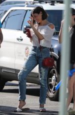 JENNA DEWAN Shopping at Farmers Market in Studio City 11/26/2017