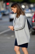 JENNIFER GARNER Out and About in Santa Monica 11/16/2017